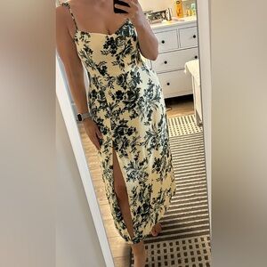 Park & Fifth Willow Dress - Size L